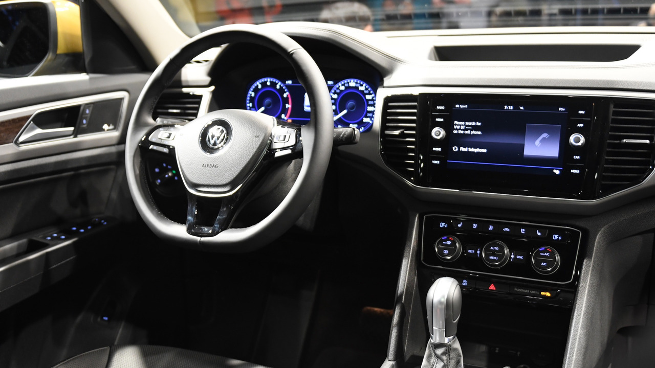2018 Volkswagen Atlas: Live Reveal