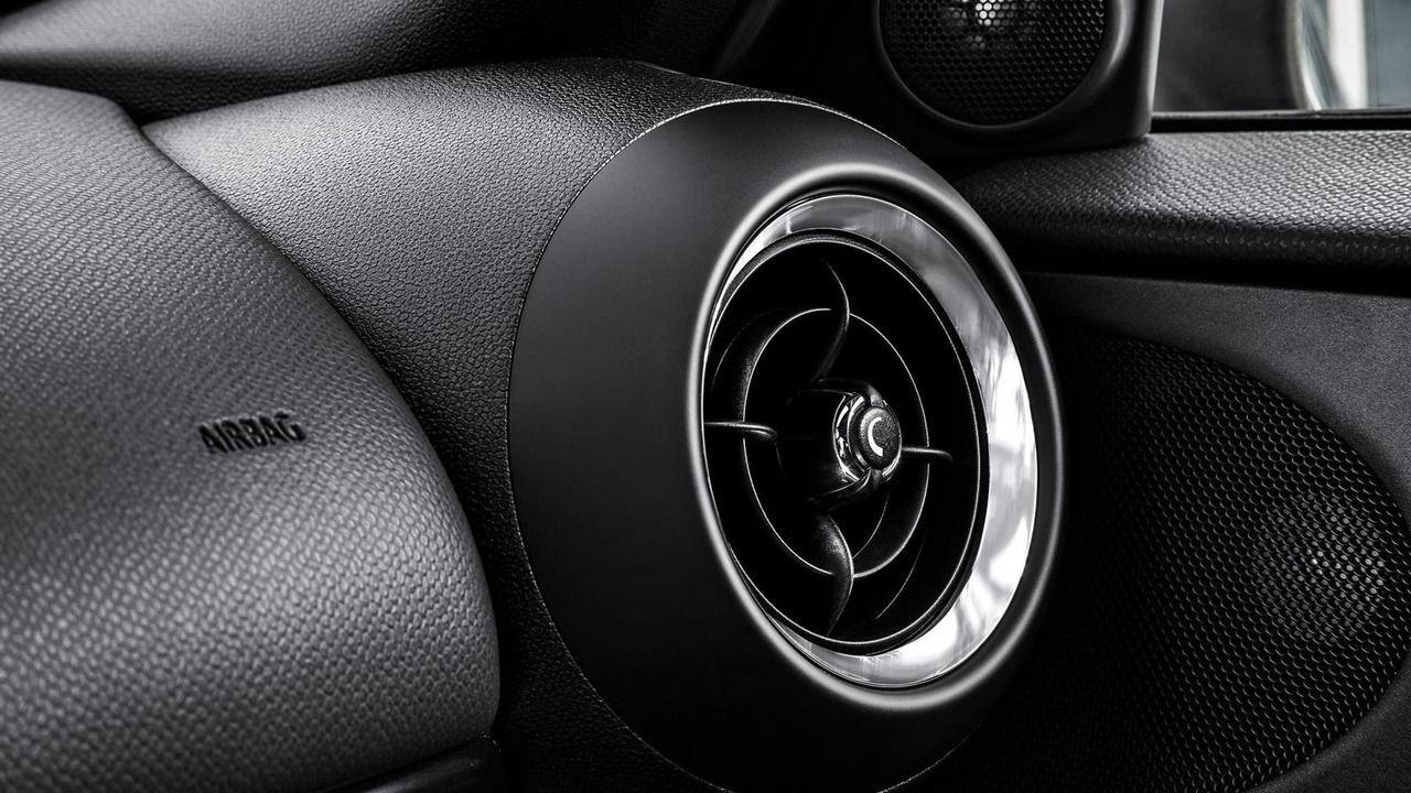 2015 MINI Paceman facelift