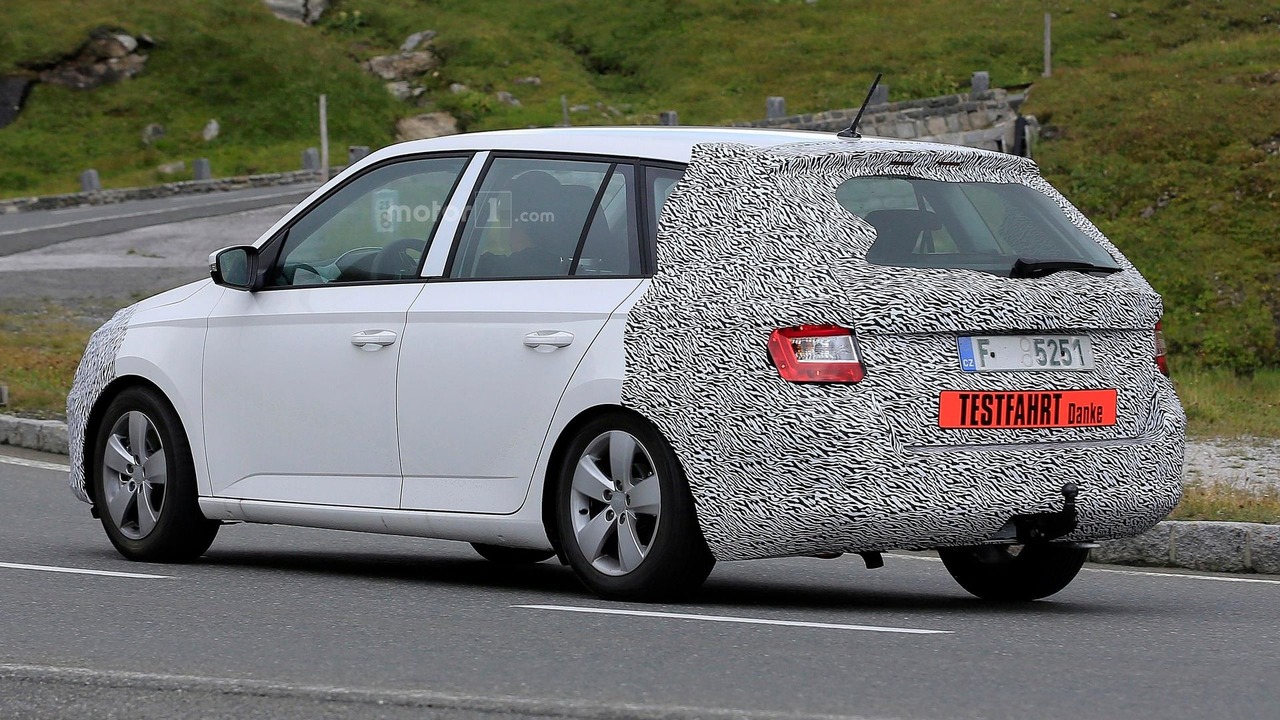 Skoda Fabia Combi facelift spy photo