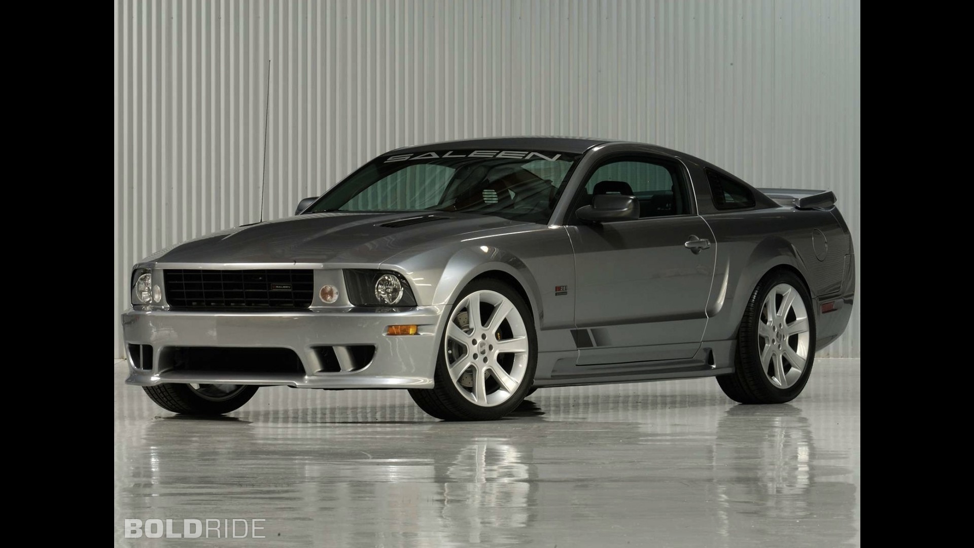 Saleen Ford Mustang S281 Supercharged