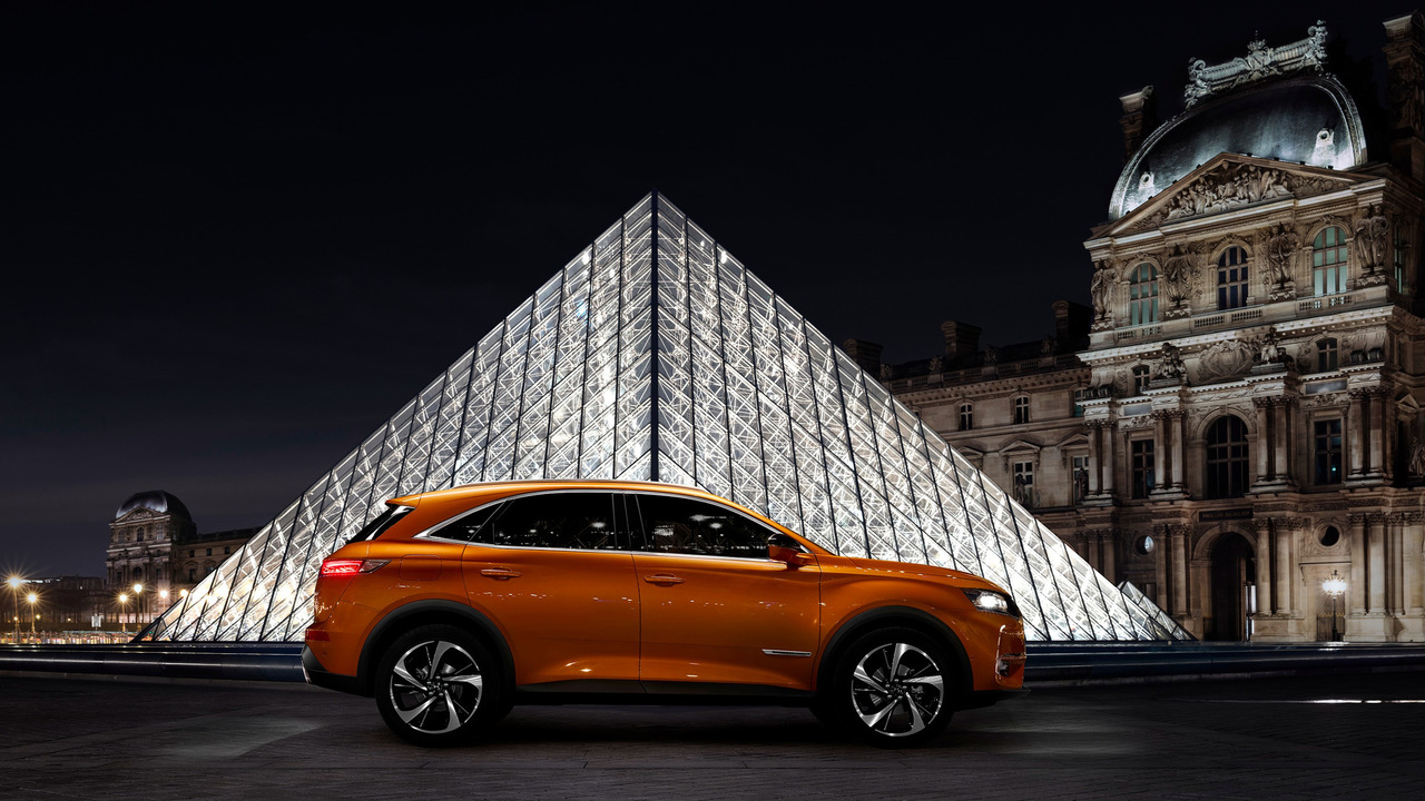 DS 7 Crossback (2017)
